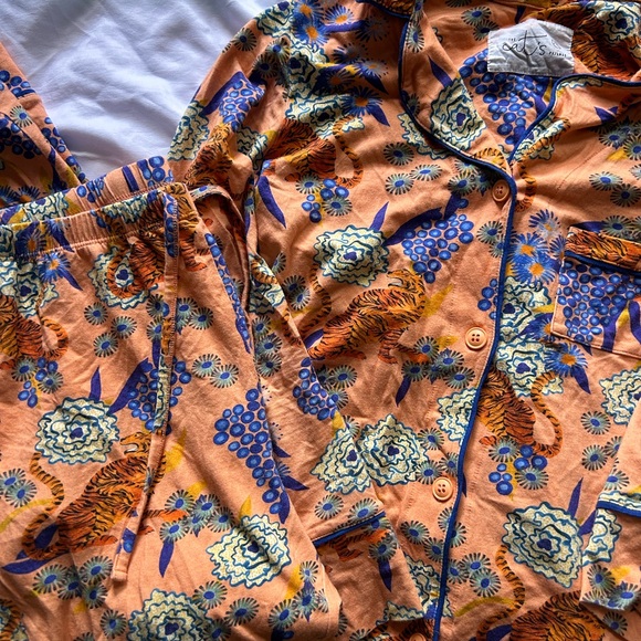 The Cats Pajamas Tigress - Picture 2 of 4